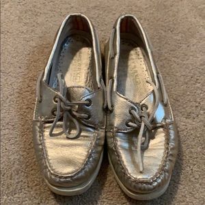 Gold Sperry loafers size 7 1/2